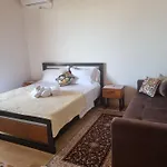 B Vishe * Gjirokastër