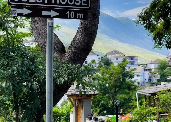 B Vishe Auberge de jeunesse